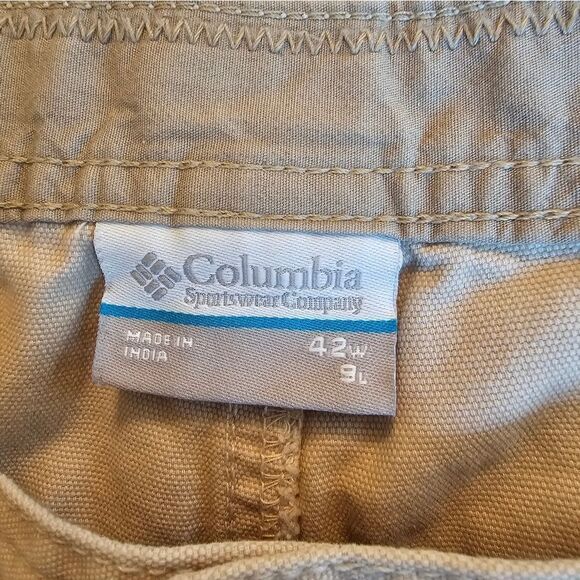 NWT Columbia Ultimate Rock Creek shorts sz 42 with 9" inseam - Picture 2 of 5